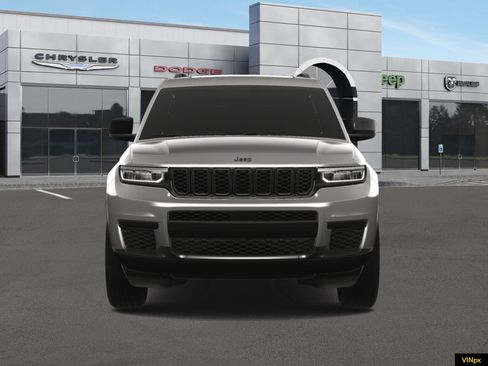New 2025 Jeep Grand Cherokee L Altitude image 12