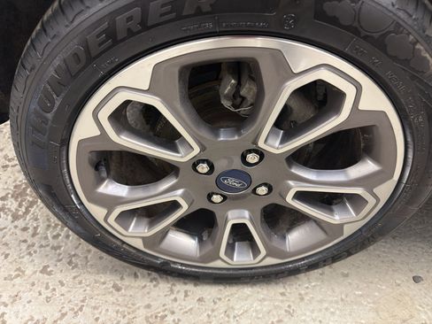 Used 2020 Ford EcoSport Titanium AWD/4WD image 29