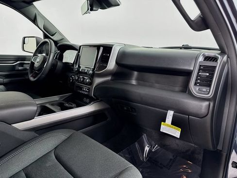 New 2026 RAM 1500 4x4 Crew Cab image 26