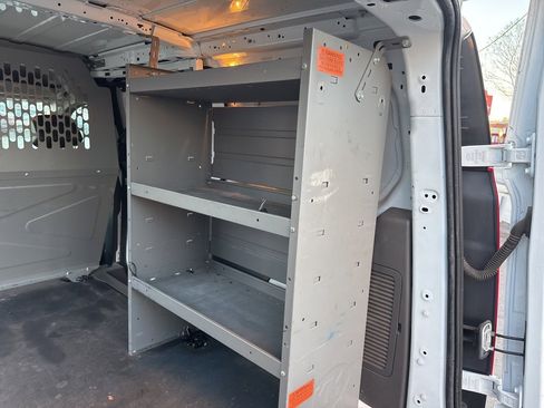 Used 2022 Ford Transit Connect XL image 19