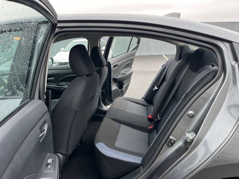 Used 2025 Nissan Versa SV FWD image 24