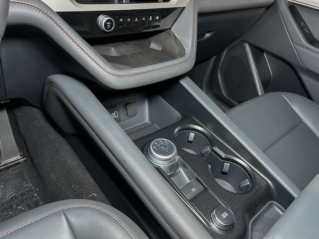 New 2026 Ford Explorer Active w/ Active Comfort Package AWD/4WD image 30