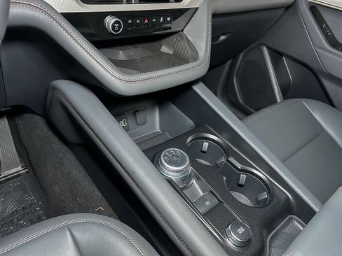 New 2026 Ford Explorer Active w/ Active Comfort Package AWD/4WD image 30
