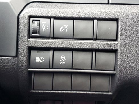 Used 2025 Toyota Tacoma SR image 30