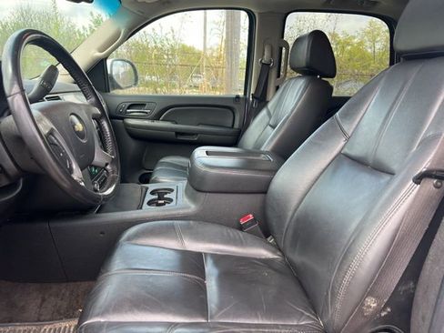 Used 2009 Chevrolet Tahoe LT AWD/4WD image 11