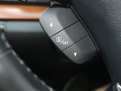 Used 2013 Subaru Outback 2.5i Limited AWD/4WD image 13