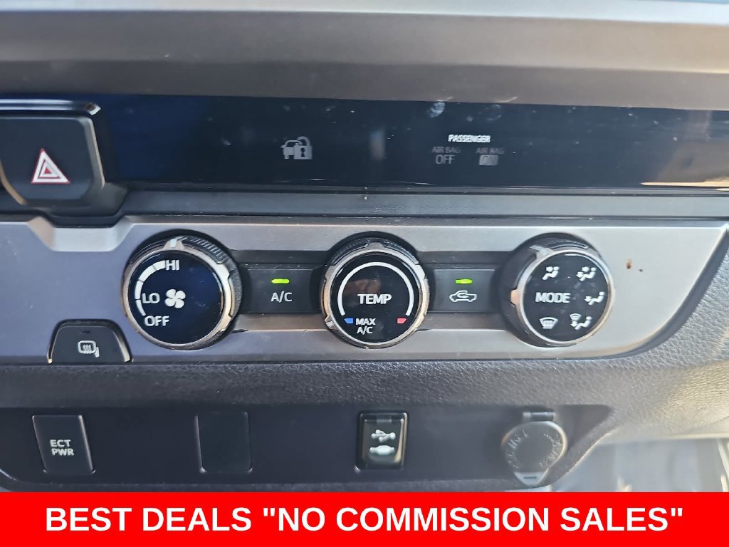 Used 2017 Toyota Tacoma SR5 w/ Tow Package RWD image 20