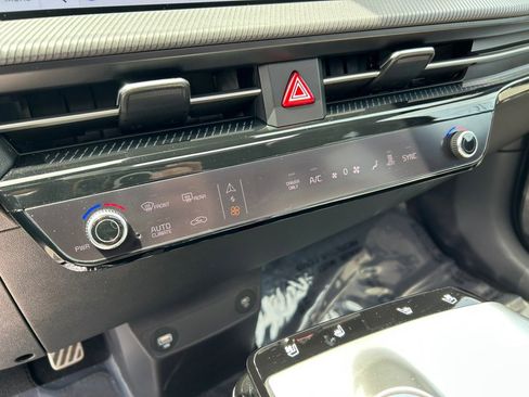 Used 2024 Kia EV6 GT-Line w/ GT-Line White Seat Package image 26