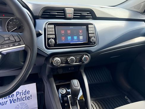 Used 2025 Nissan Versa SV w/ Trunk Package image 25