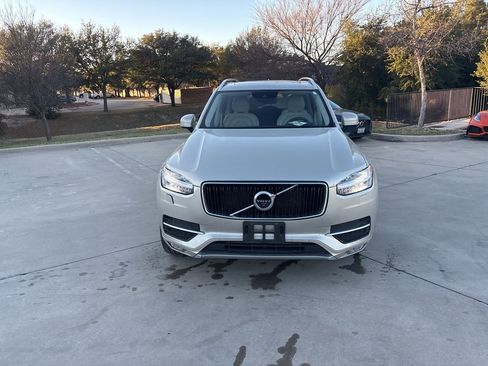 Used 2018 Volvo XC90 T6 Momentum w/ Convenience Package image 1