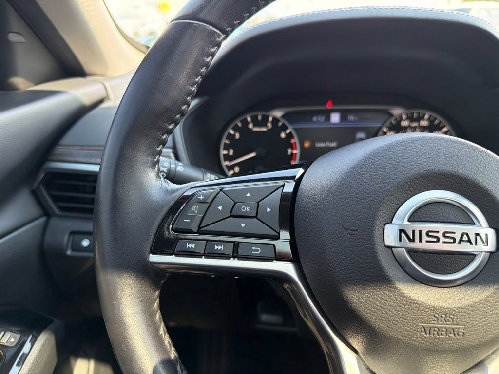 Used 2021 Nissan Altima 2.5 SL FWD image 26