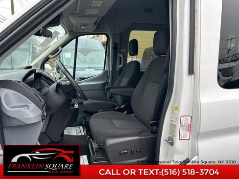 Used 2016 Ford Transit 150 XLT image 21