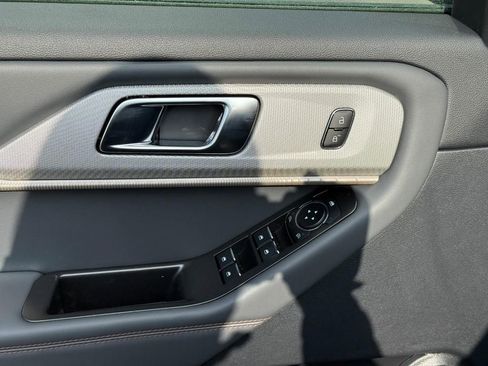 New 2026 Ford Explorer Active image 11