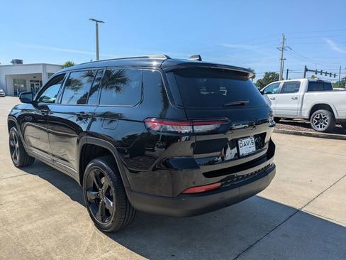 New 2025 Jeep Grand Cherokee L Altitude image 5