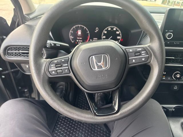 Used 2023 Honda HR-V LX image 15