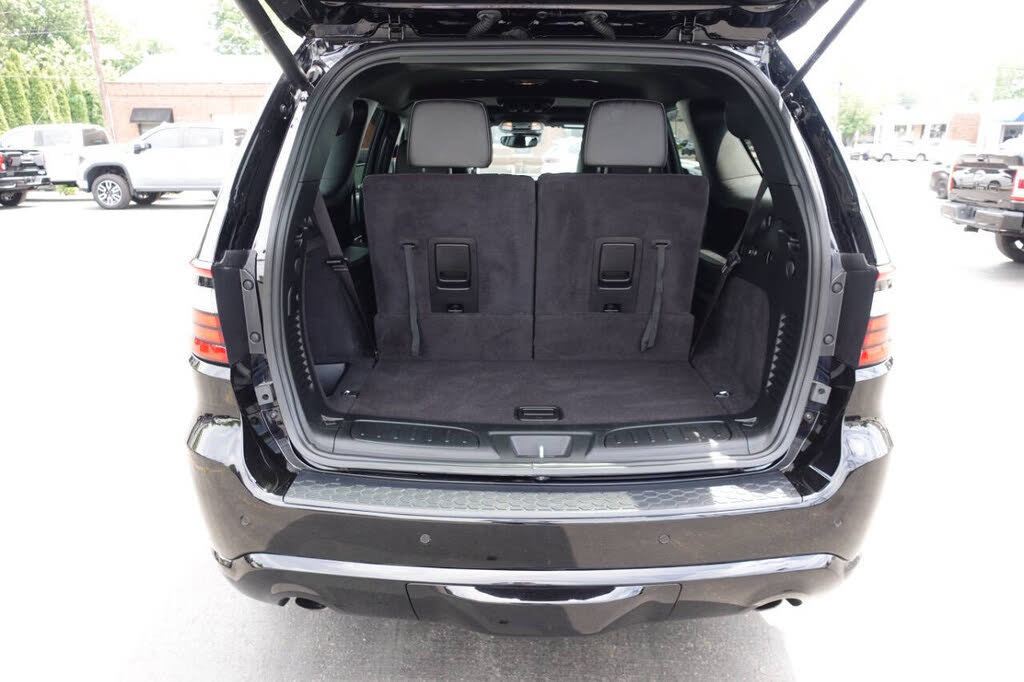Used 2024 Dodge Durango R/T w/ Blacktop Package AWD/4WD image 28