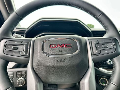 New 2026 GMC Sierra 2500 SLE image 33