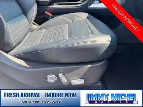 Used 2024 Lincoln Nautilus Reserve w/ Equipment Group 202A AWD/4WD image 17