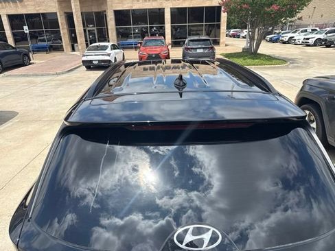 Used 2023 Hyundai Tucson SEL FWD image 9