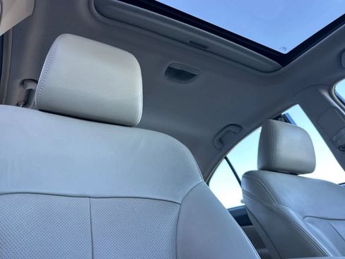 Used 2013 Subaru Legacy 2.5i Limited image 16