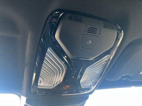 Used 2025 BMW X5 xDrive50e image 24