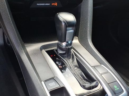 Used 2019 Honda Civic Sport image 11