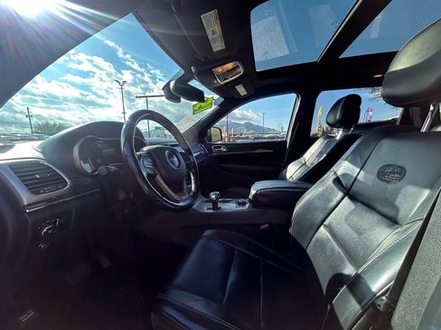 Used 2015 Jeep Grand Cherokee Overland image 12