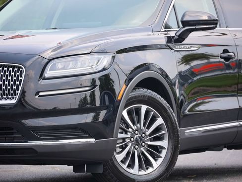 Certified 2023 Lincoln Nautilus FWD image 33