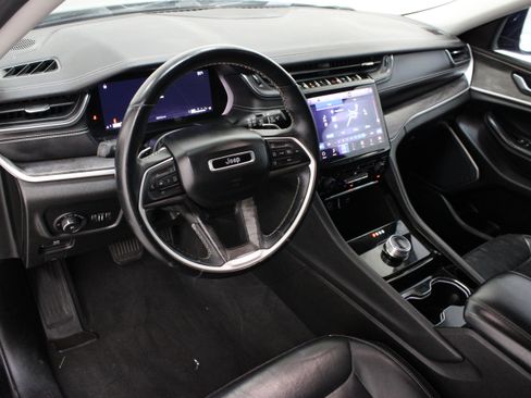Used 2021 Jeep Grand Cherokee L Limited RWD image 14