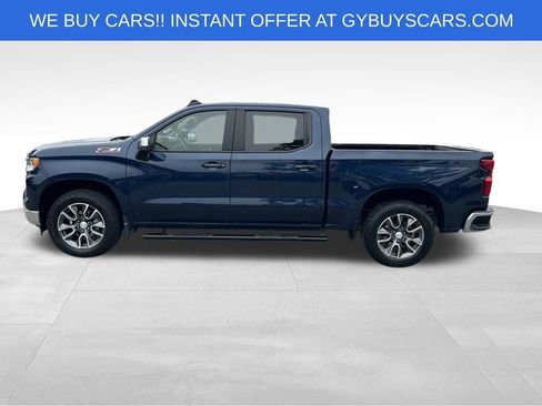 Used 2023 Chevrolet Silverado 1500 LT AWD/4WD image 3
