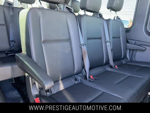 Used 2024 Mercedes-Benz Sprinter 2500 image 13