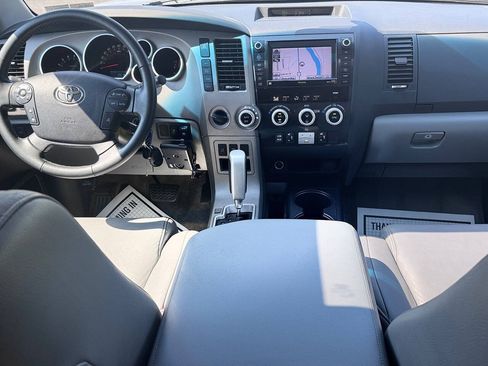 Used 2010 Toyota Sequoia Limited AWD/4WD image 12