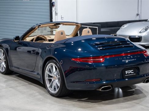 Used 2014 Porsche 911 Carrera 4 AWD/4WD image 4