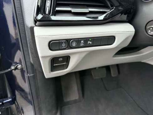 Used 2024 Acura MDX SH-AWD w/ Technology Package image 22