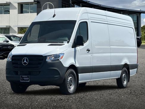 New 2025 Mercedes-Benz Sprinter 2500 image 8