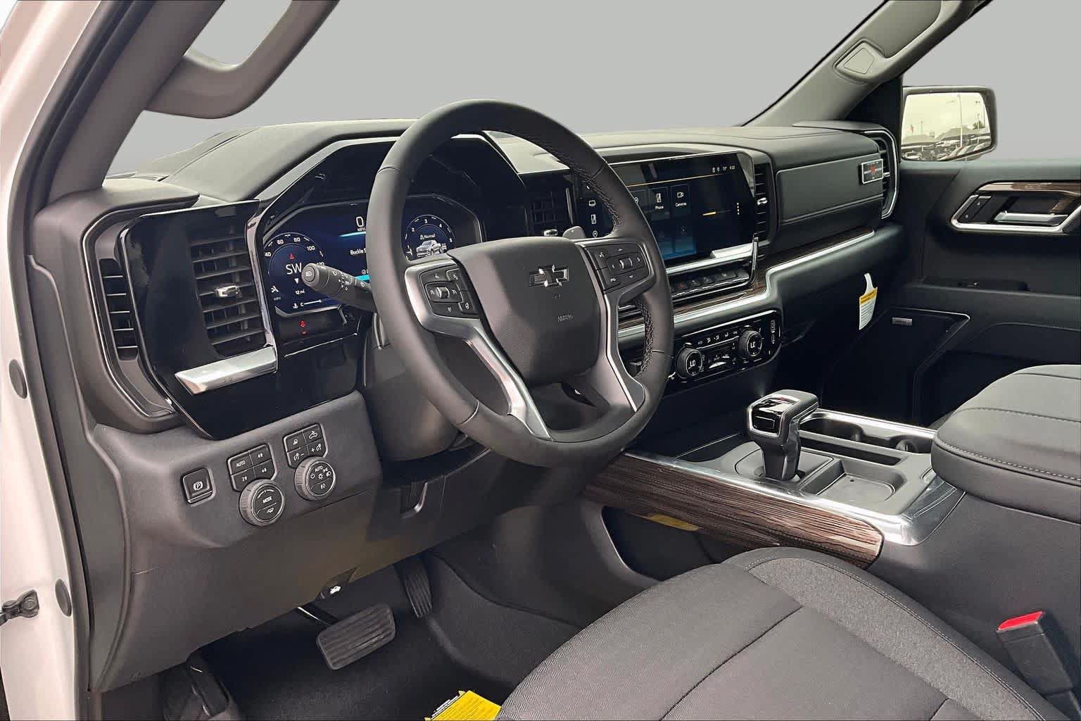 New 2026 Chevrolet Silverado 1500 RST AWD/4WD image 9