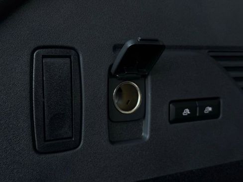 New 2026 Lincoln Nautilus Premier w/ Equipment Group 102A AWD/4WD image 11