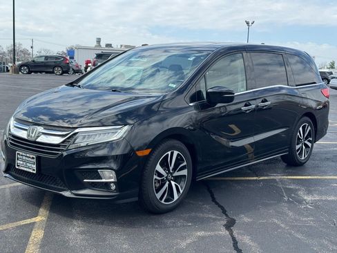 Used 2018 Honda Odyssey Elite image 8