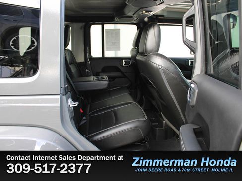 Used 2023 Jeep Wrangler Sahara w/ Cold Weather Group image 8