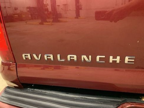 Used 2008 Chevrolet Avalanche LTZ w/ LTZ Preferred Equipment Group image 32