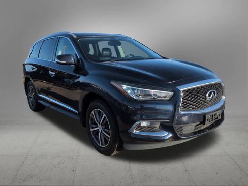 Used 2019 INFINITI QX60 Luxe w/ Essential Package image 8