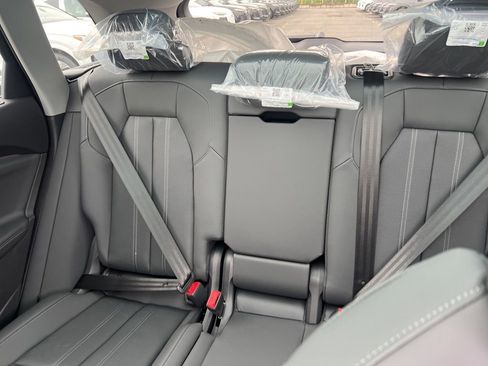 New 2025 Audi Q5 Premium Plus image 25