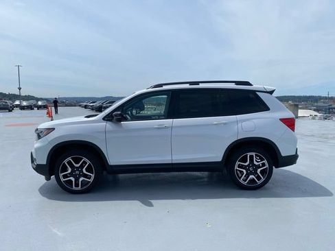 Certified 2023 Honda Passport Elite image 9