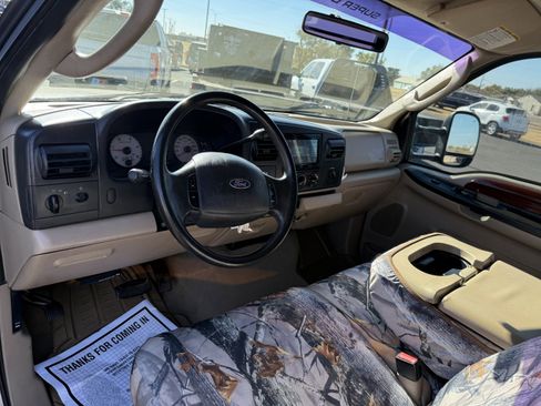 Used 2005 Ford F350 XLT image 6