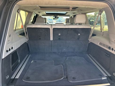 Used 2023 Jeep Grand Wagoneer L Series II image 47