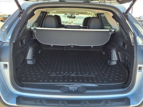 Certified 2025 Subaru Outback Limited image 20