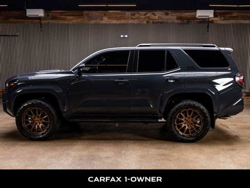 Used 2025 Toyota 4Runner TRD Sport Premium AWD/4WD image 5