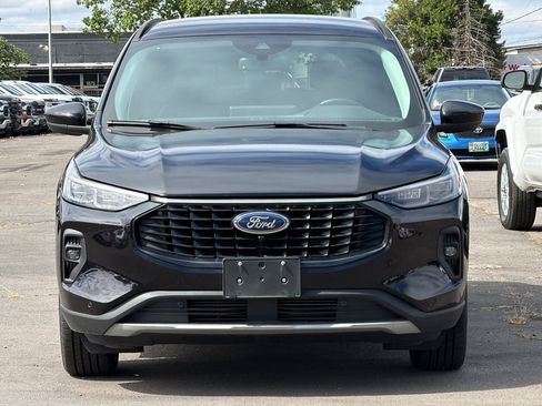 Used 2024 Ford Escape Platinum AWD/4WD image 9