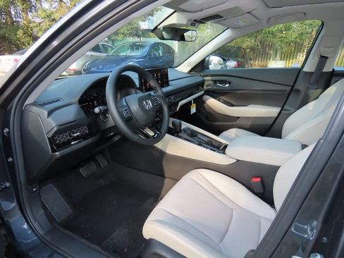 New 2025 Honda Accord EX-L image 2