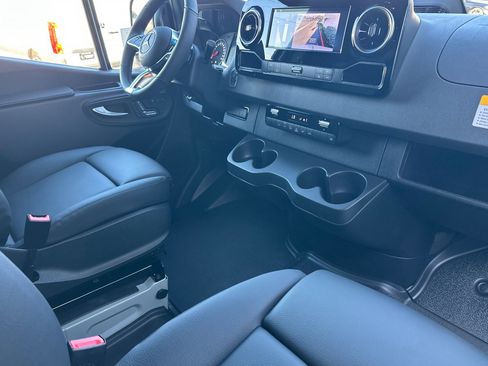New 2026 Mercedes-Benz Sprinter 2500 image 16